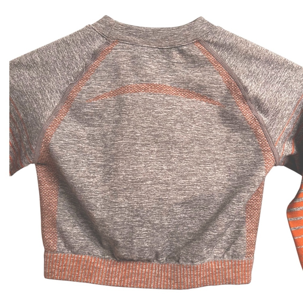 DHgate Heather Gray and Orange Ombré Long Sleeve Activewear Crop Top Size Small - Picture 5 of 6